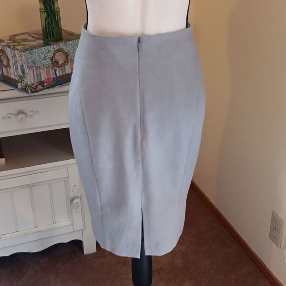 Express Three Piece Gray Women's Suit Set. Career. Professional. - Picture 13 of 16